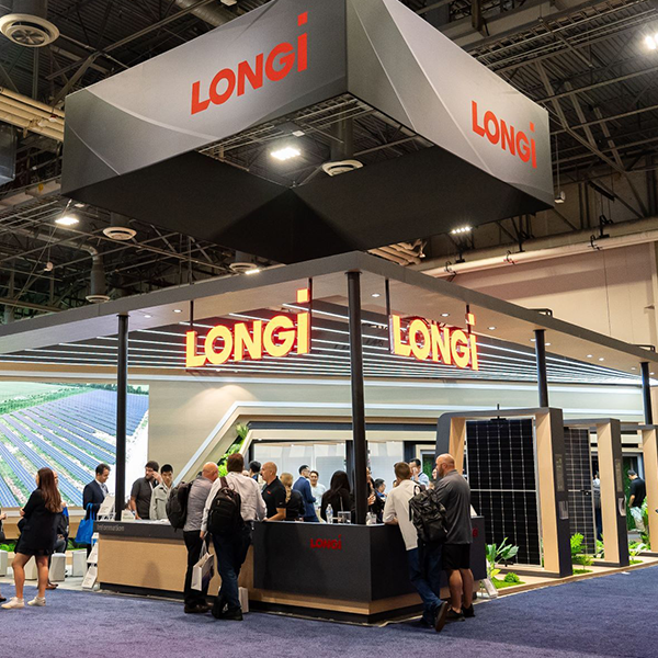Longi Solar exhibition stand design